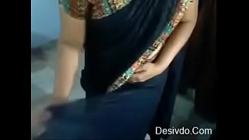 saree bhabi sex in Women staring at bulge