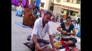 upornxcom video desi fucking hindu hot aunty Chupandole la polla mientras conduce un kart