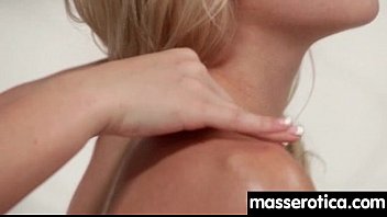 turns massage rimjob lesbian to Duck dynasty porn parody