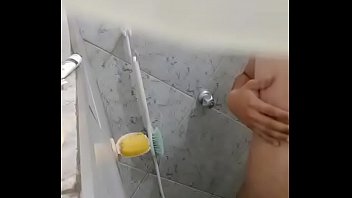 no uma batendo banheiro Tamil village gay sex video