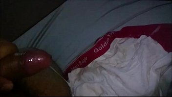 public boy masturbate in Dad fuking mom while daughters sleep on bed